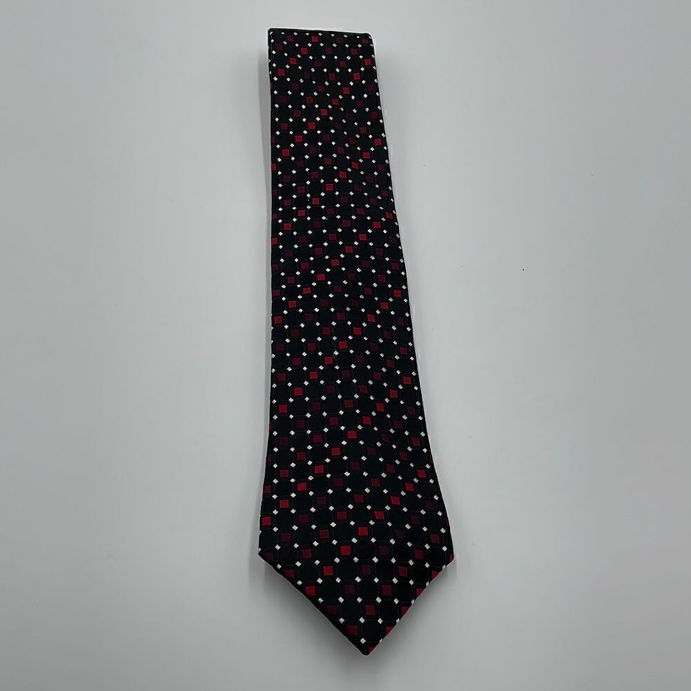 100% silk black and red necktie